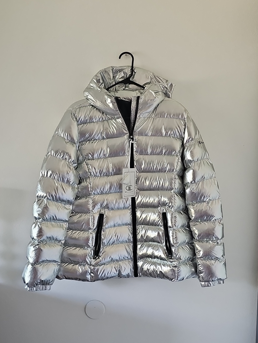 ●●CHAMPION SILVER METALLIC PUFFER JACKET NWT S.2XL●●